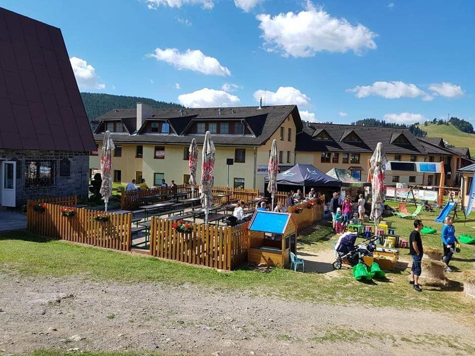 Apartmanovy Dom Magura Donovaly Buitenkant foto